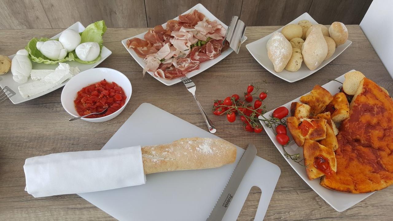 Le Stanze Di Meli Bed and Breakfast Palagianello Eksteriør billede